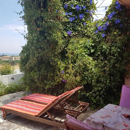 Melina'S Apartments Kalavárda المظهر الخارجي الصورة