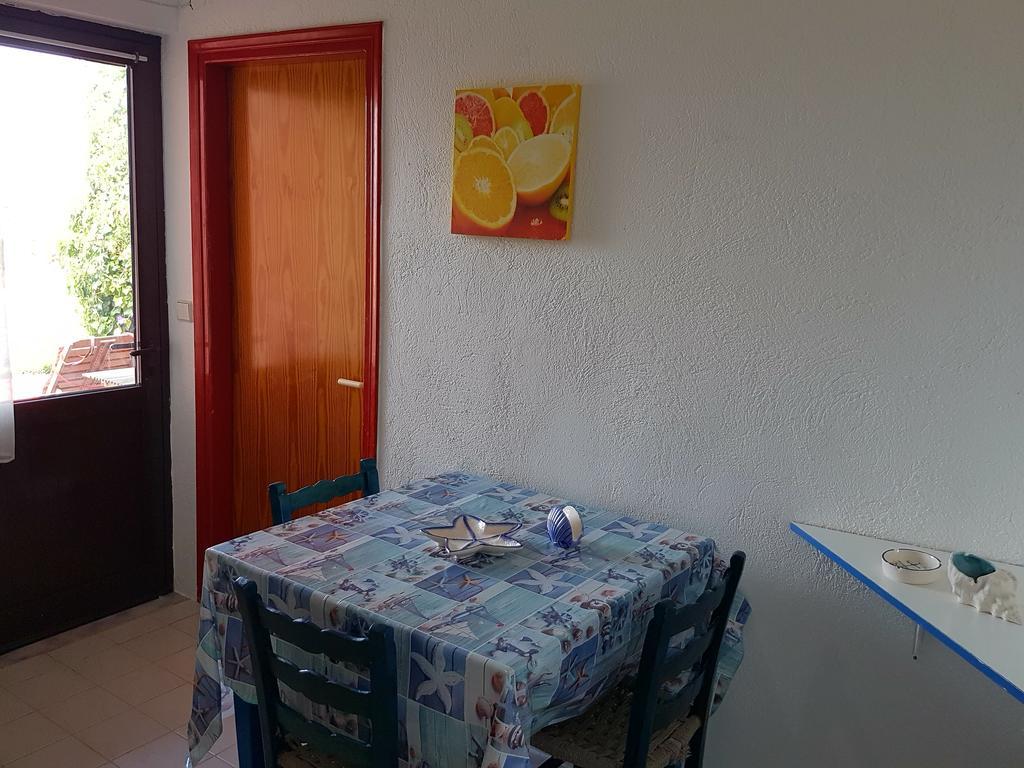 Melina'S Apartments Kalavárda المظهر الخارجي الصورة