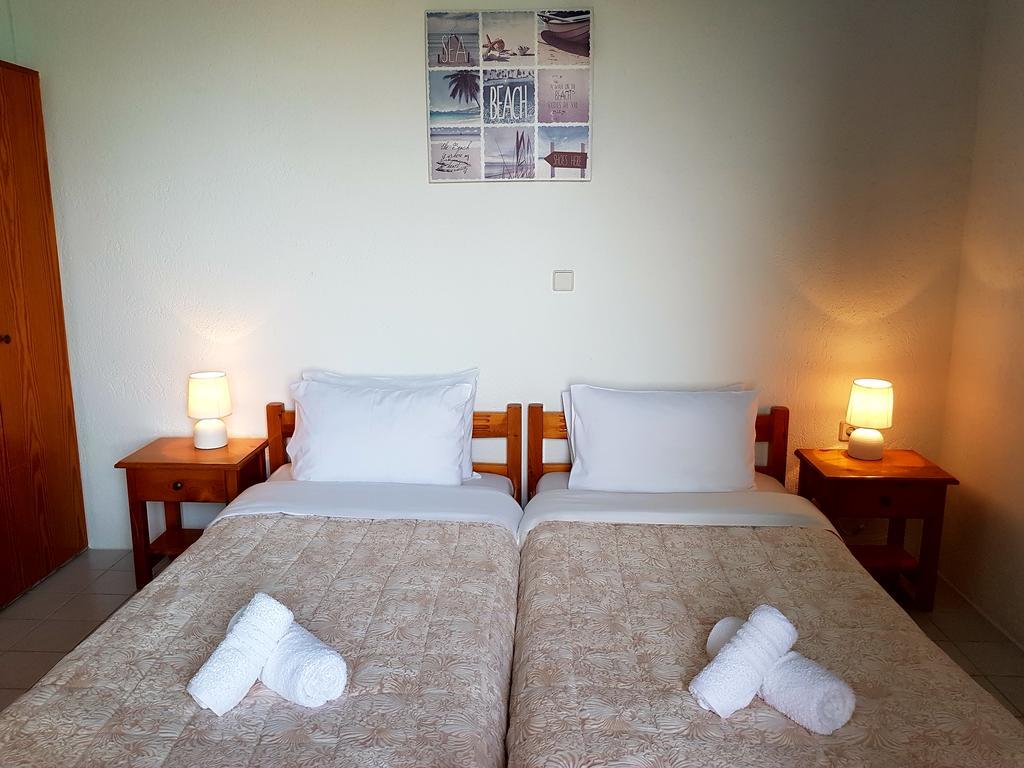 Melina'S Apartments Kalavárda المظهر الخارجي الصورة