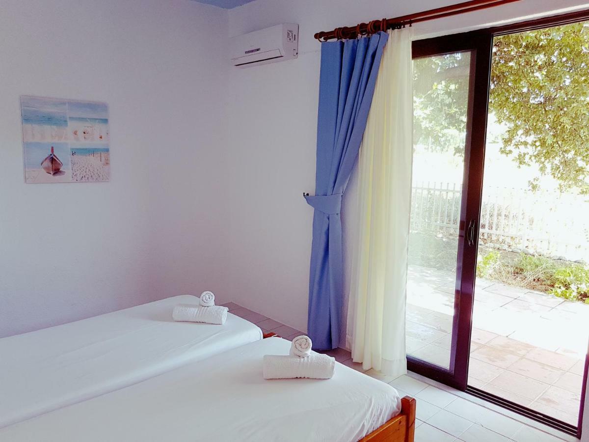 Melina'S Apartments Kalavárda المظهر الخارجي الصورة
