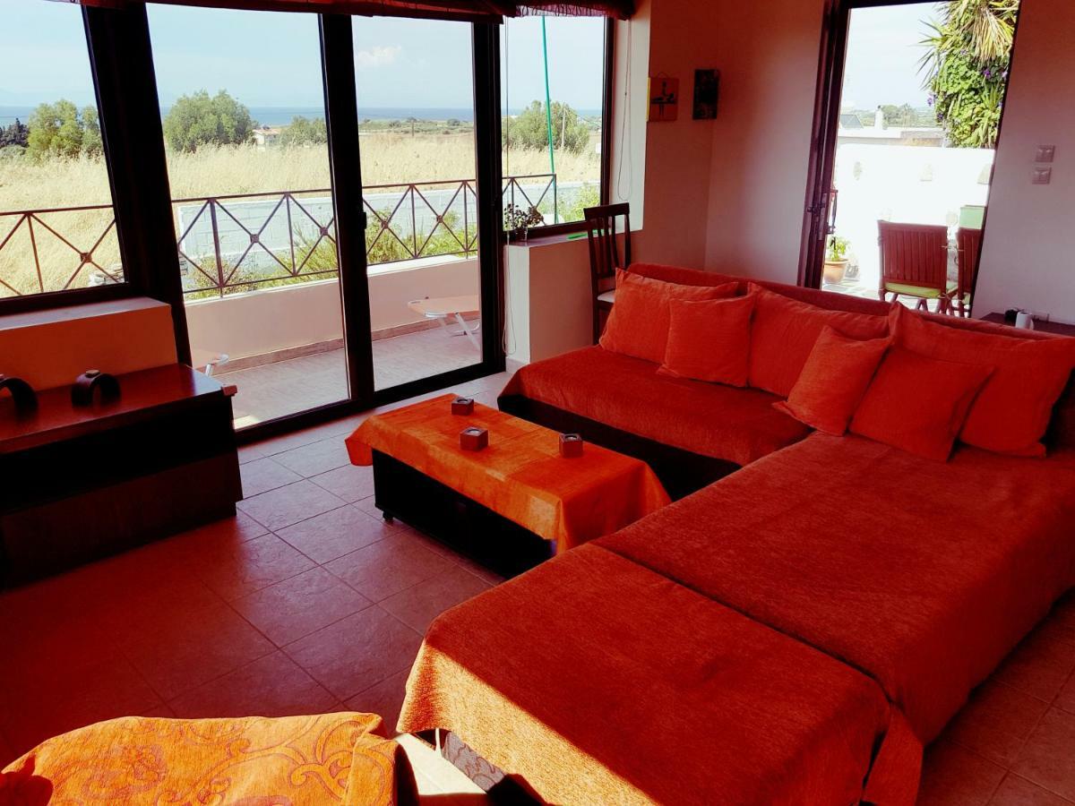 Melina'S Apartments Kalavárda المظهر الخارجي الصورة